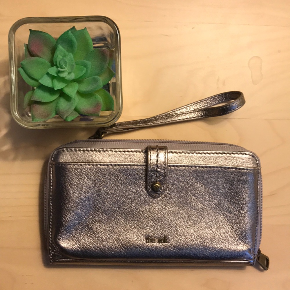 ❤️The Sak phone wallet leather